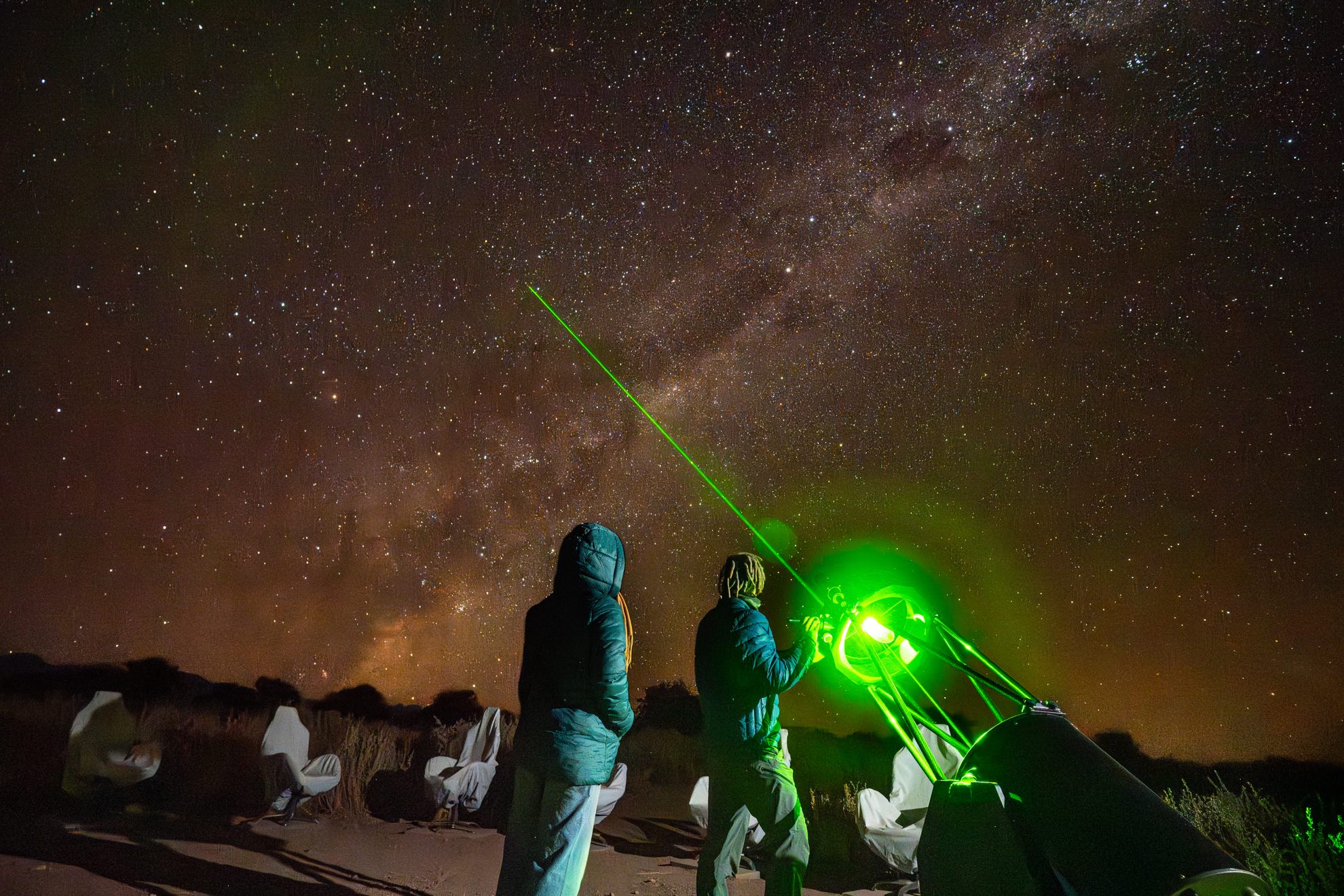 usando el telescopio